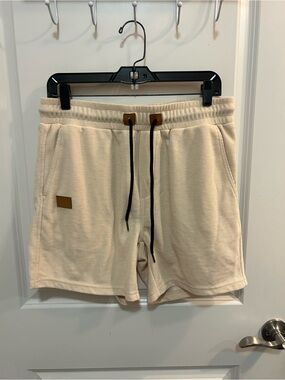 JMIERR Men's Cream Waffle Knit Drawstring Shorts NWOT Size 34 Casual Streetwear